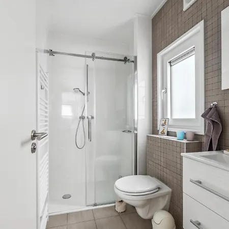 2 Bedroom Awesome In * Susel